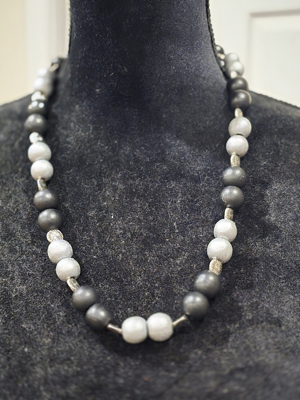 Elegant Two-Tone Black And Silver Handmade Beaded Necklace